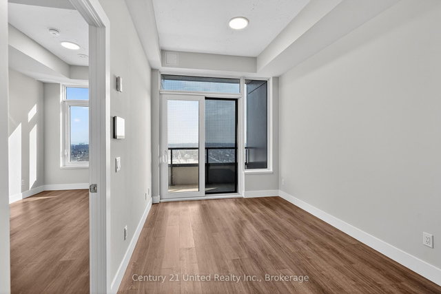 1306 - 80 Bond Street E