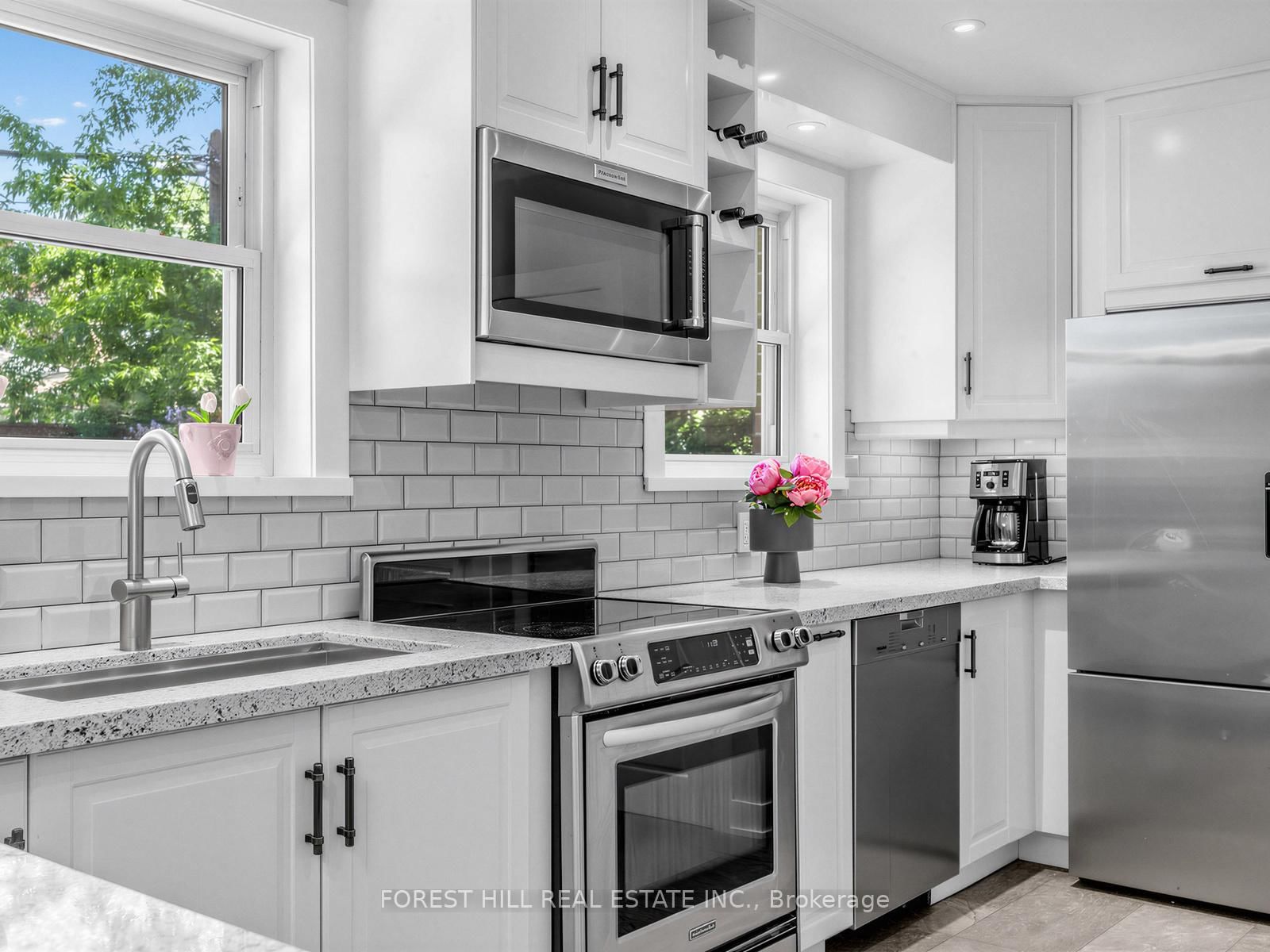 72 Woodgarden Crescent • Toronto, ON photo 18