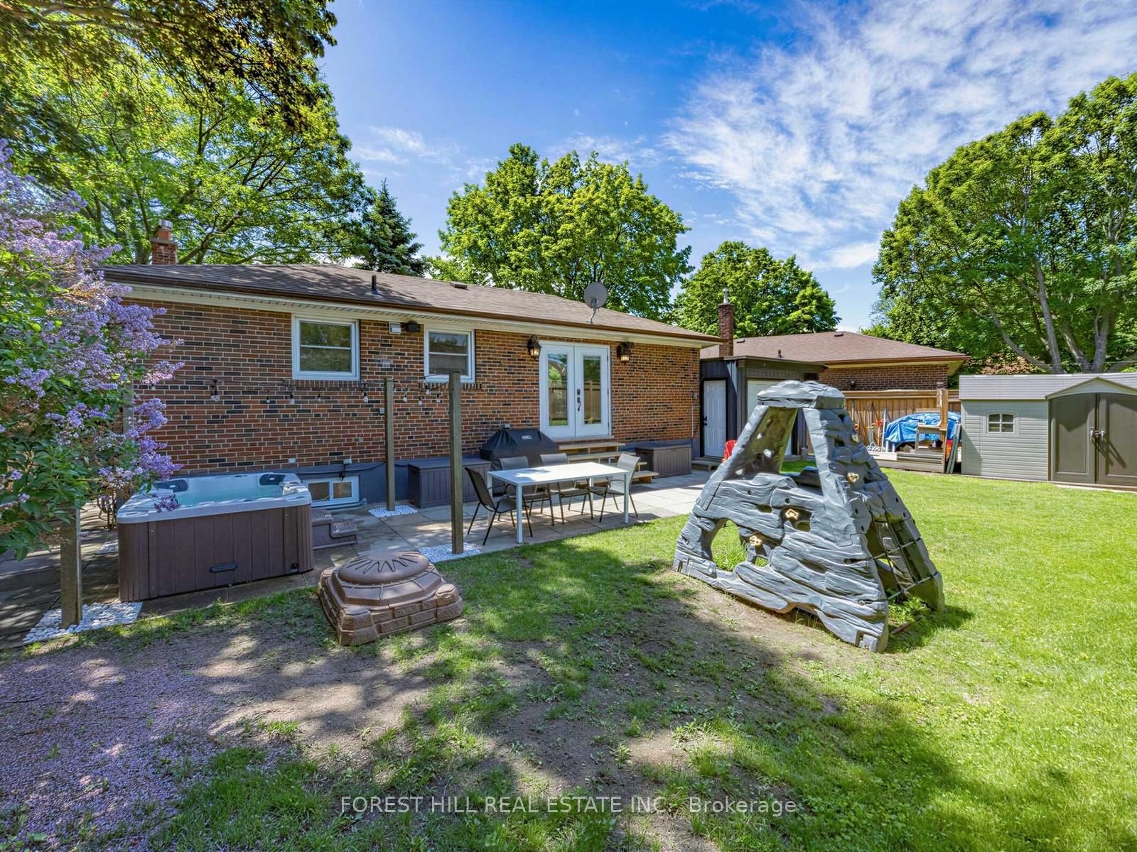 72 Woodgarden Crescent • Toronto, ON photo 46