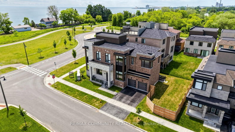 2 Cryderman Lane, Clarington, Ontario