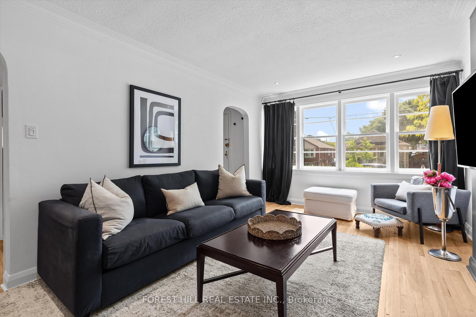 6 Barrett Road • Toronto, ON photo 10