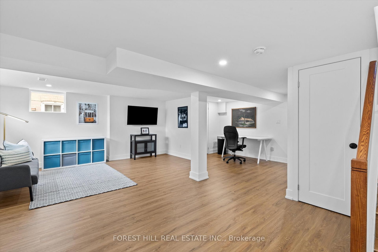 6 Barrett Road • Toronto, ON photo 18