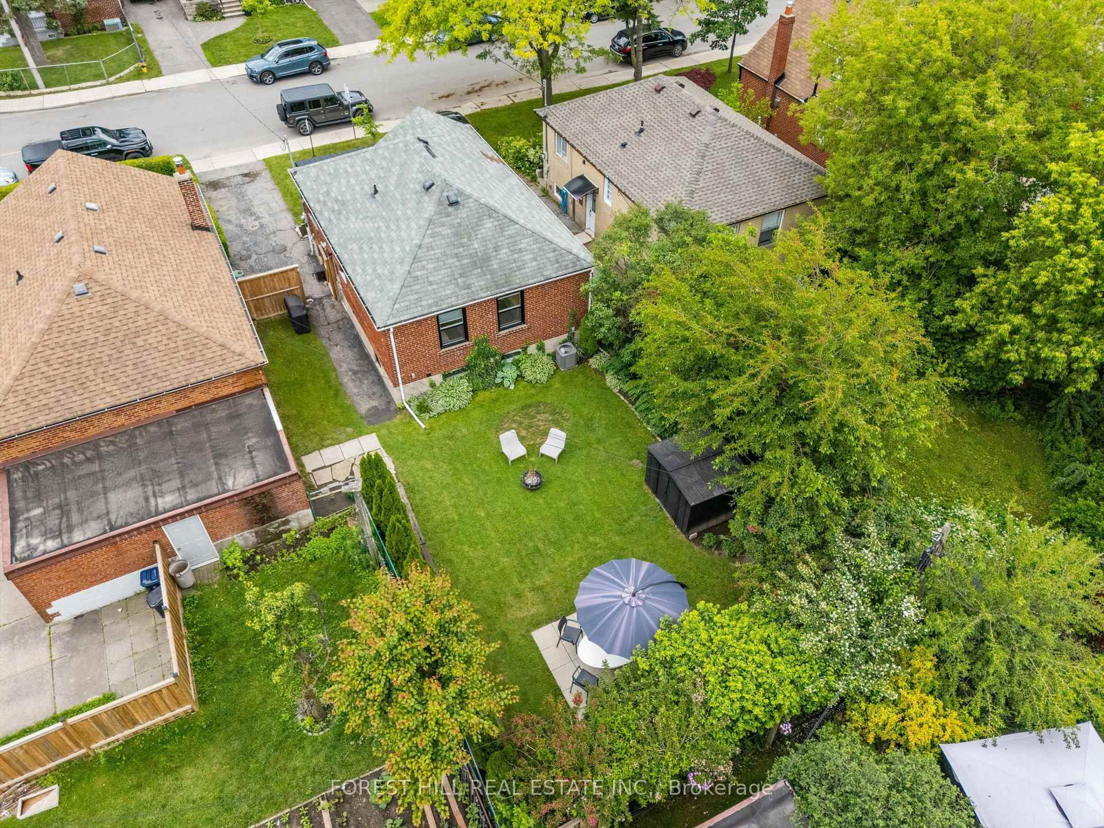 6 Barrett Road • Toronto, ON photo 31
