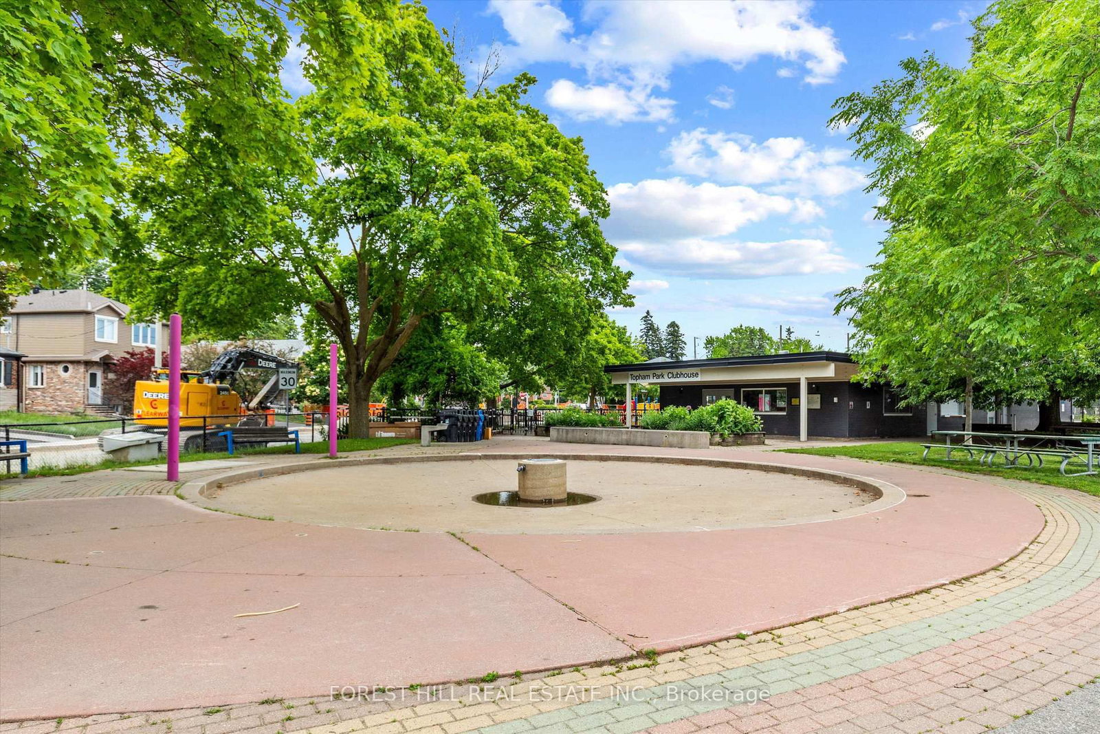 6 Barrett Road • Toronto, ON photo 36