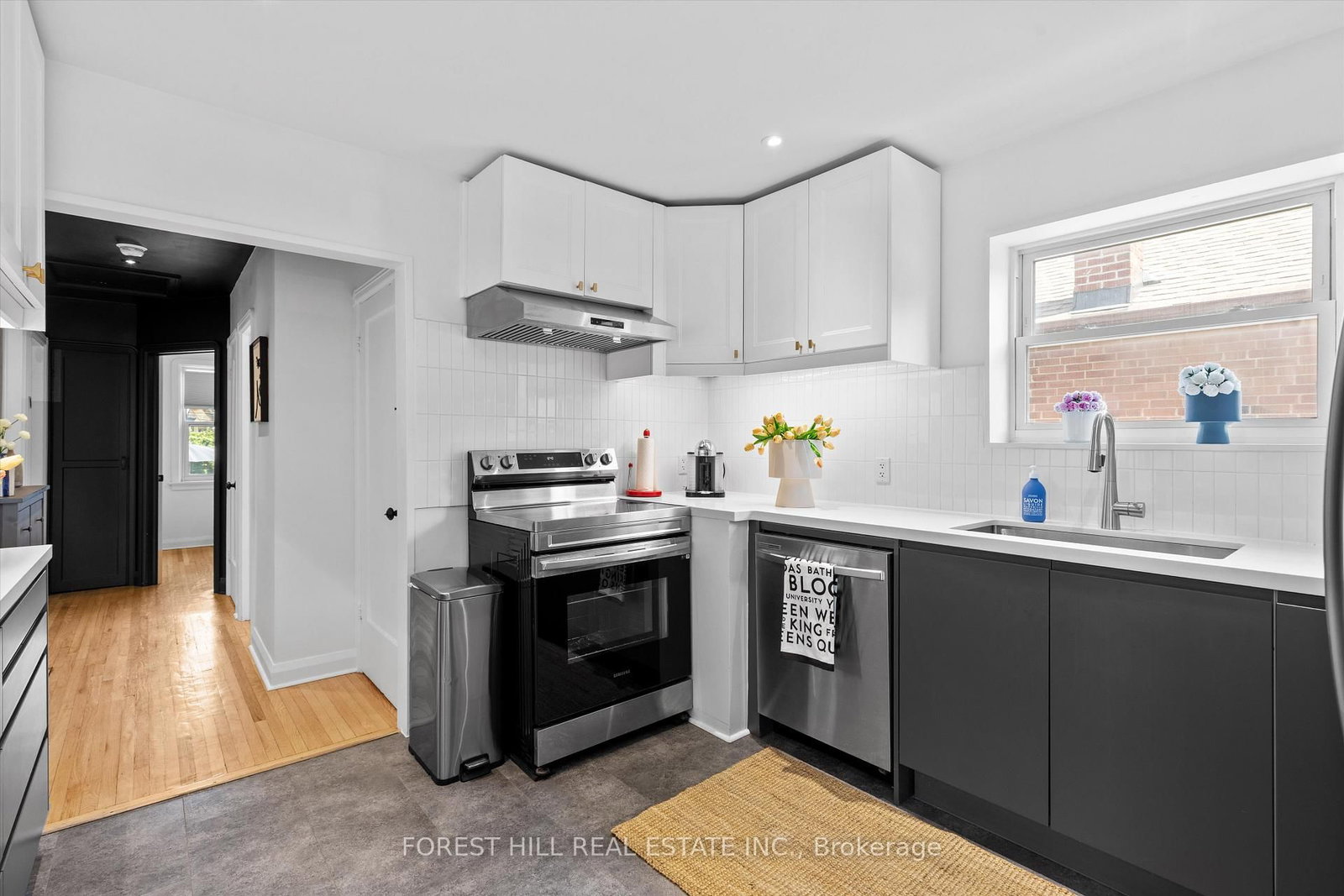 6 Barrett Road, Toronto, ON, photo 5