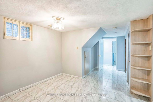 Bsmt - 71 Barrymore Road