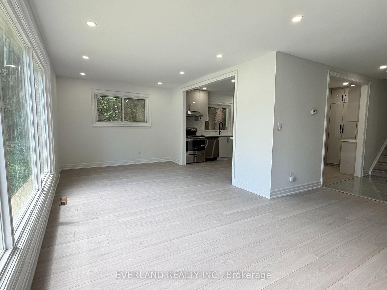 116 Sylvan Avenue • Toronto, ON photo 11