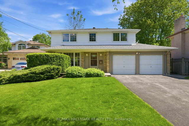 5 Bethune Boulevard