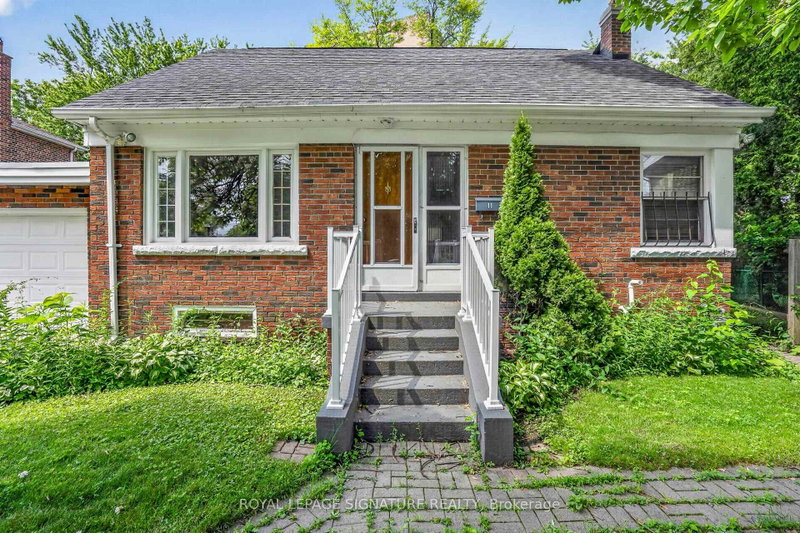 11 Innisdale Drive