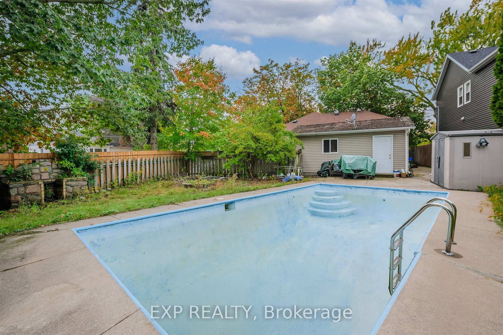 829 Athol St, Whitby, view 17