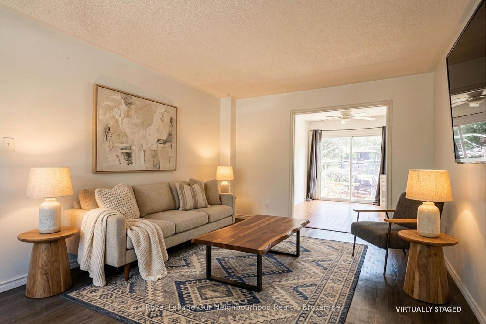 529 Lancelot Crescent • Oshawa, ON photo 6