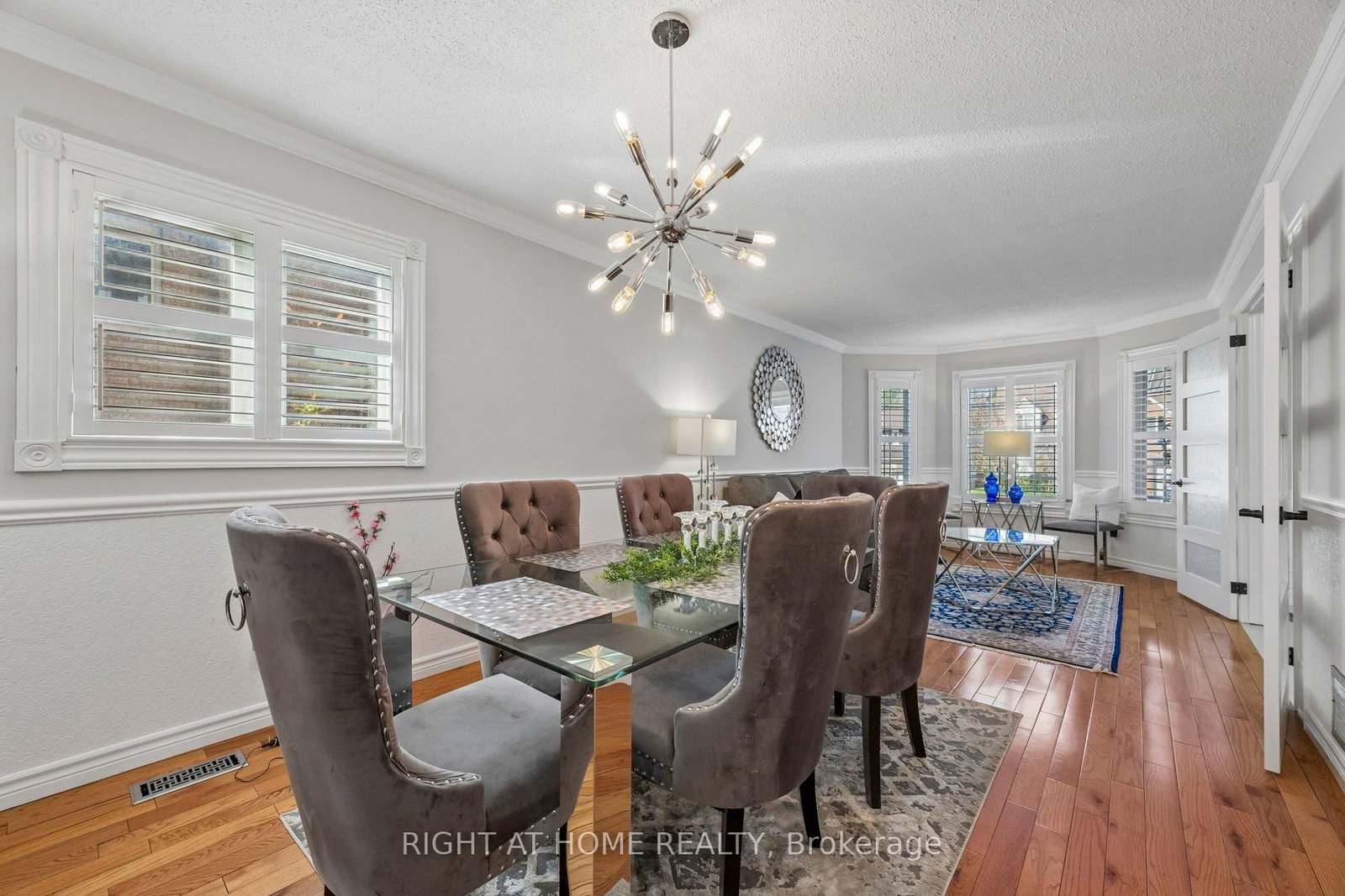 2007 Lynn Heights Drive • Pickering, ON photo 11