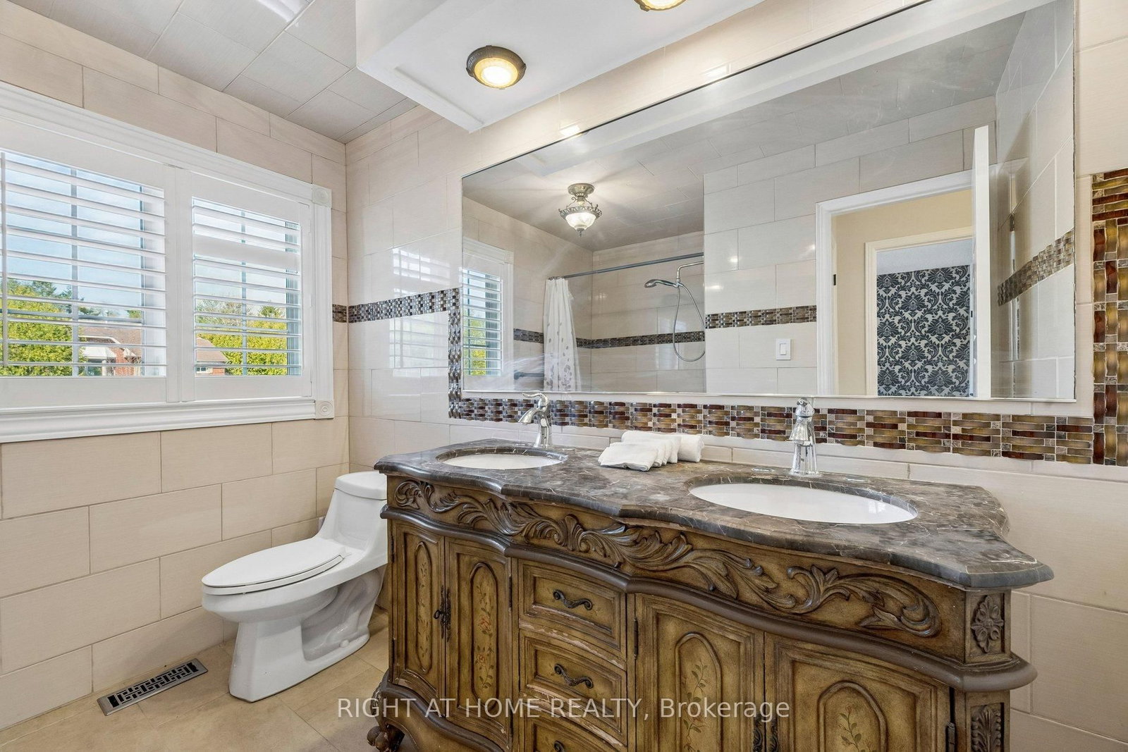 2007 Lynn Heights Drive • Pickering, ON photo 30