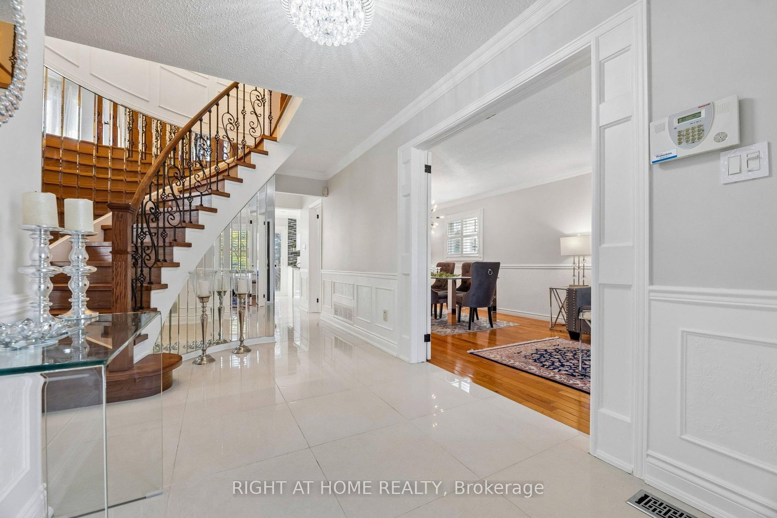 2007 Lynn Heights Drive • Pickering, ON photo 50