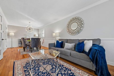 2007 Lynn Heights Drive • Pickering, ON photo 8