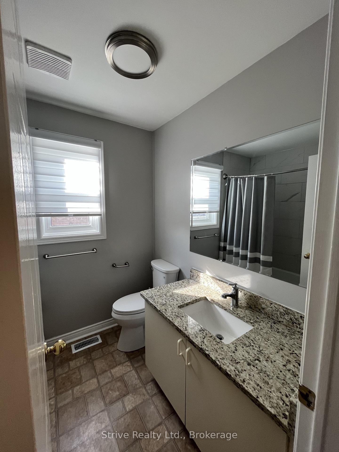 1013 Attersley Drive • Oshawa, ON photo 6