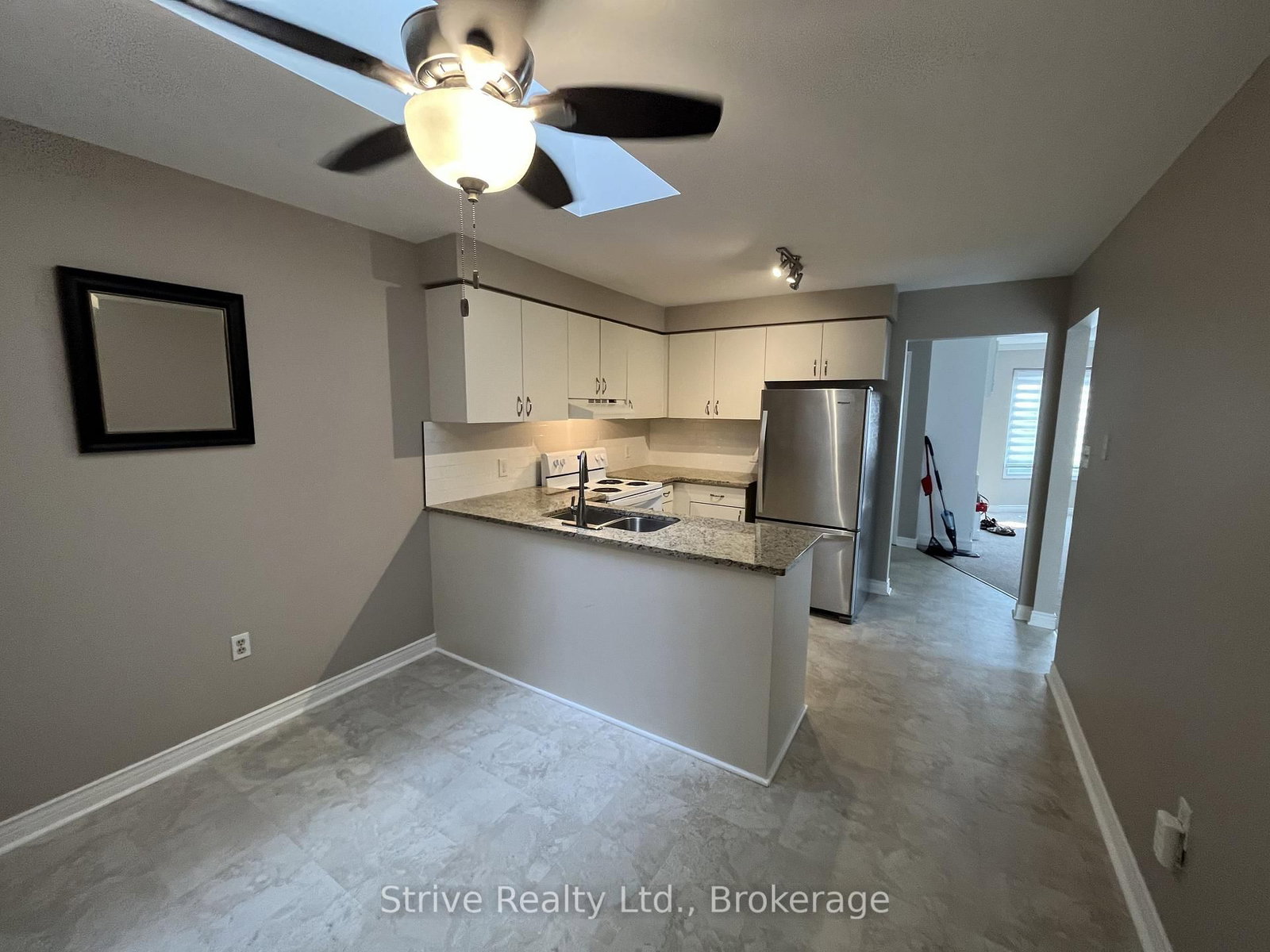 1013 Attersley Drive • Oshawa, ON photo 9