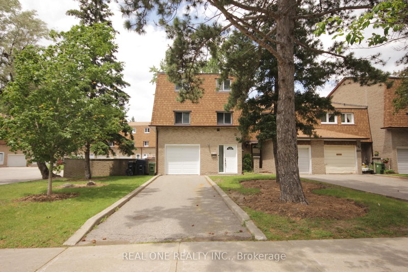 home for lease on 122 Beverly Glen Boulevard