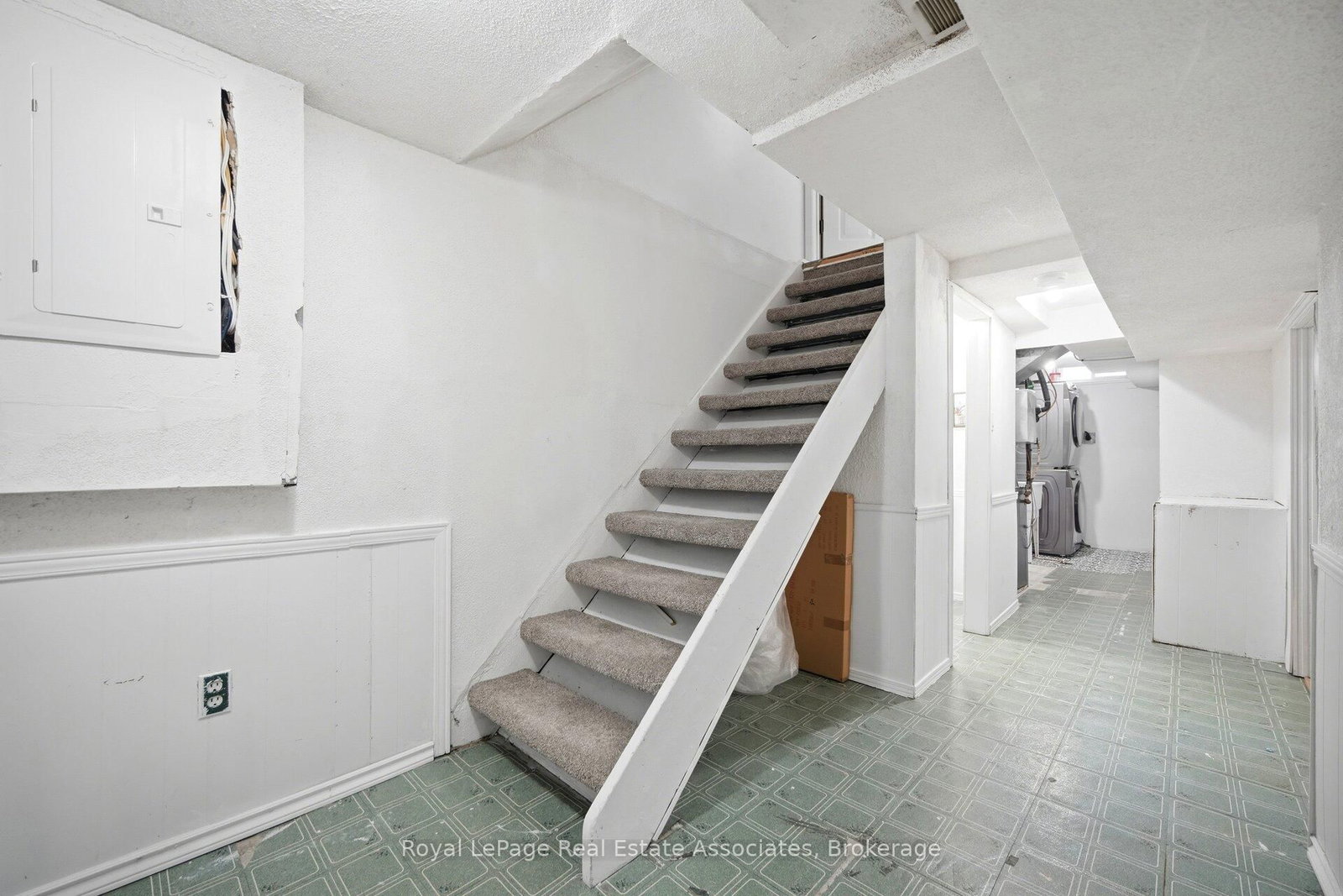 611 Galahad Drive • #86 • Oshawa, ON photo 30