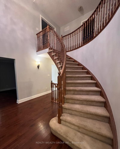 219 Lake Driveway Drive W — photo 5
