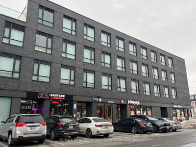 1800 Simcoe Street
