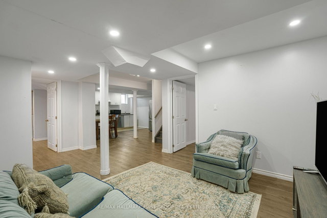 86 Seward Crescent