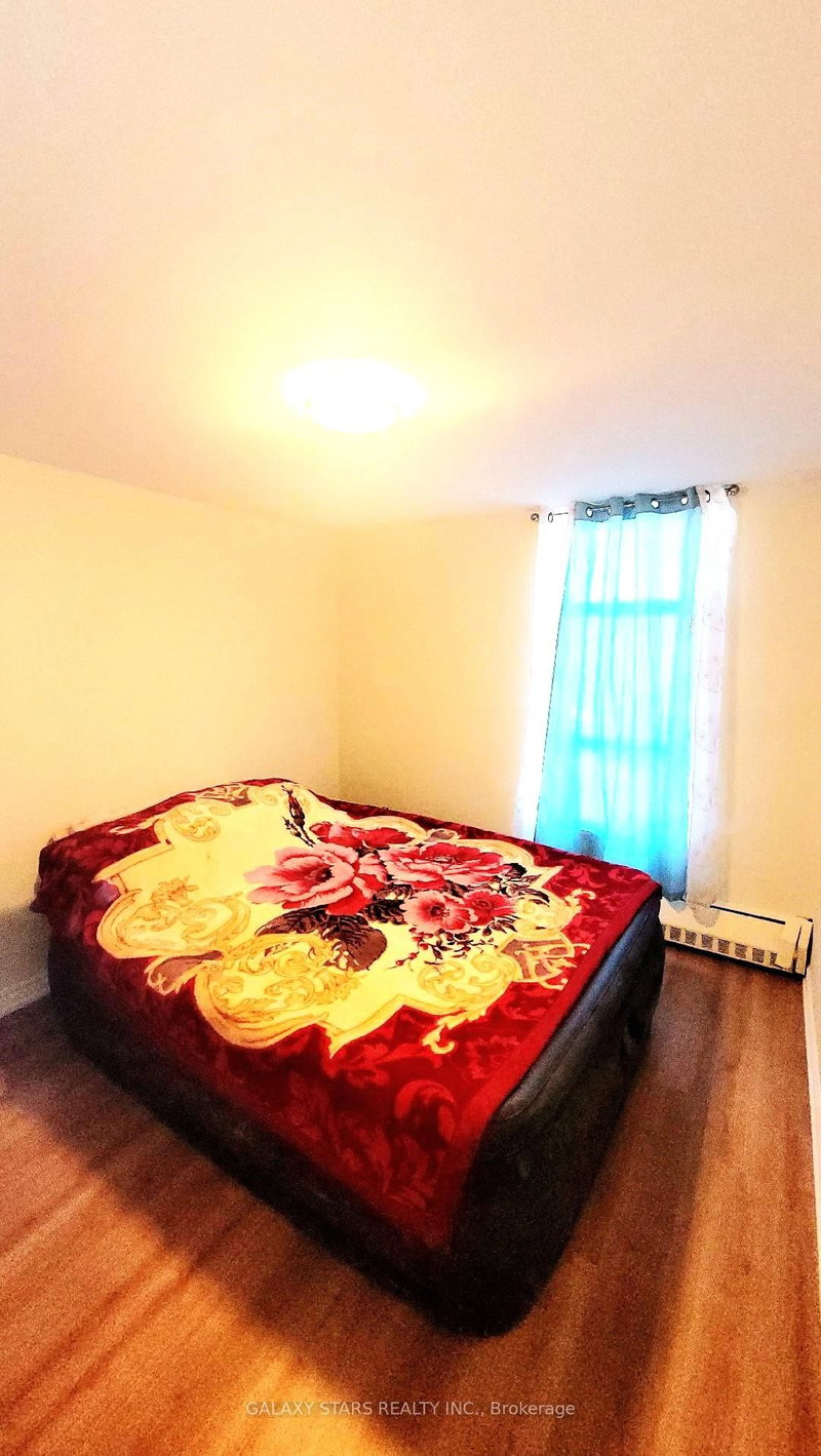 304 - 895 Kennedy Road