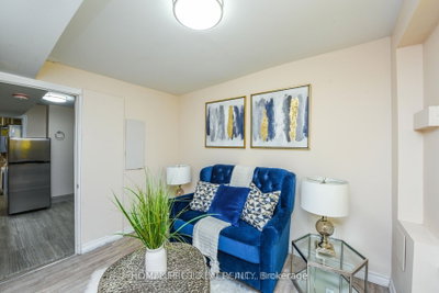 23 Myrtle Avenue • Toronto, ON