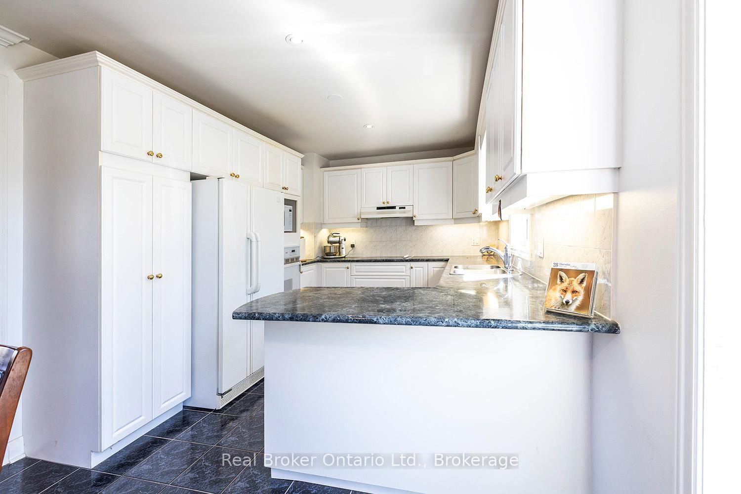 9 Granard Boulevard • Toronto, ON photo 13