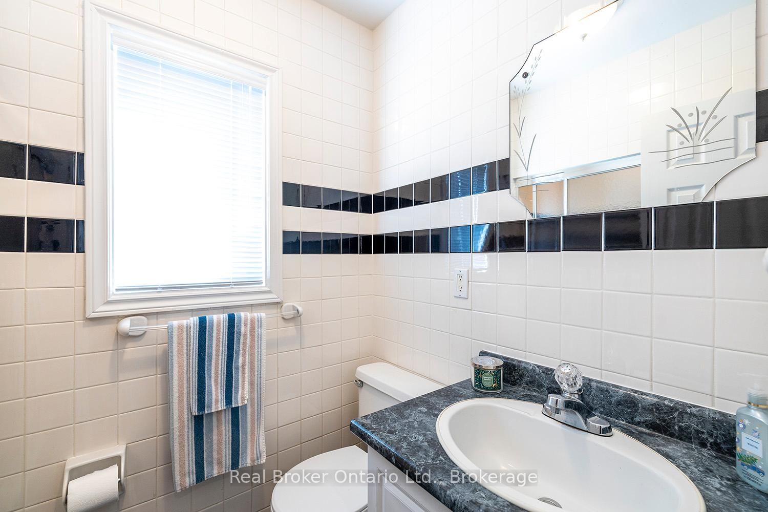9 Granard Boulevard • Toronto, ON photo 35
