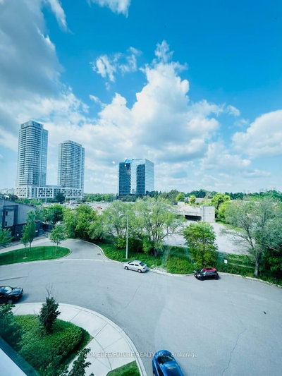 275 Village Green Square