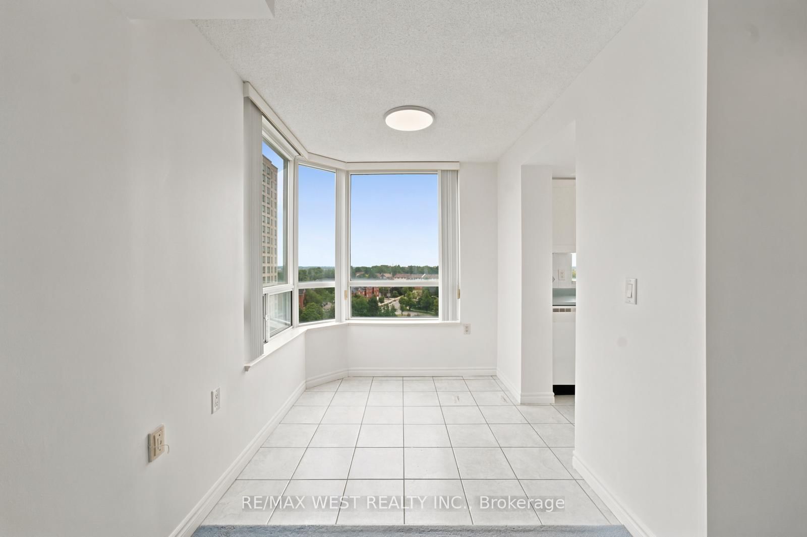 2627 Mccowan Road • #1107 • Toronto, ON photo 6