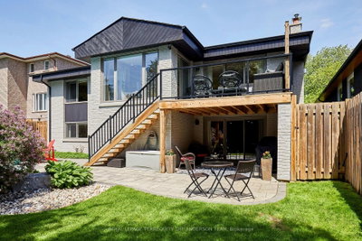 727 Barbados Street • Oshawa, ON photo 8