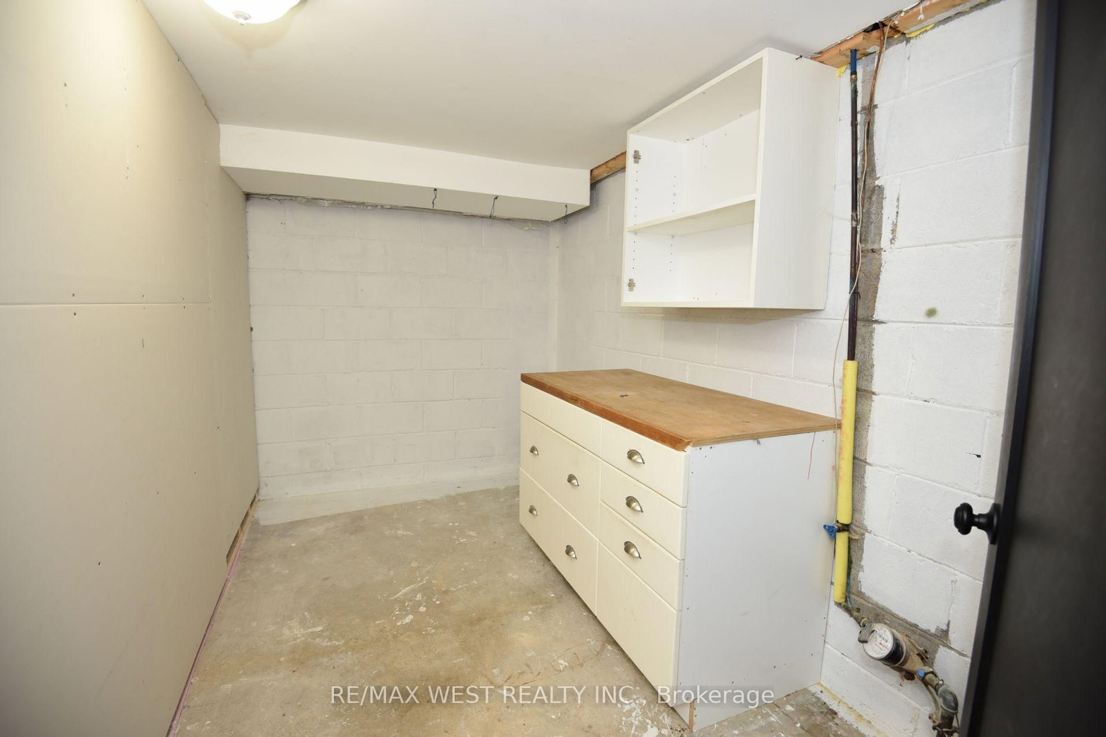 922 N Centre Street • Whitby, ON photo 42