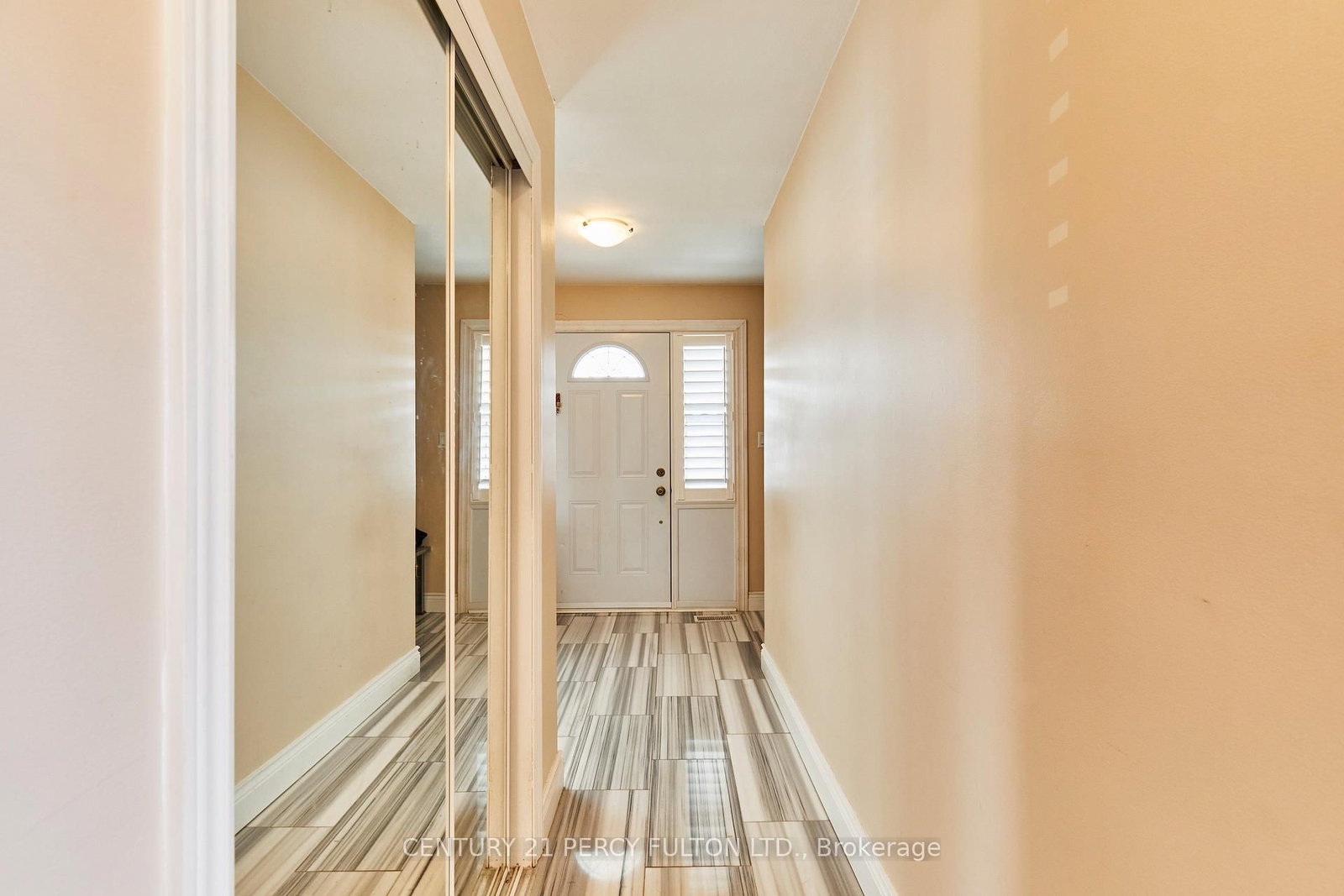 1349 N Somerville Street • Oshawa, ON photo 3