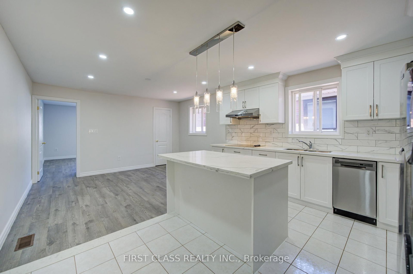427 Leslie Street • Toronto, ON photo 22