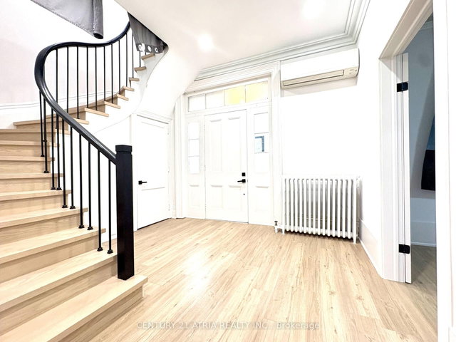 Room 2 - 1458 Military Trail