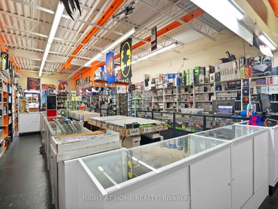 Unit 4 — 1601 Birchmount Road — photo 6