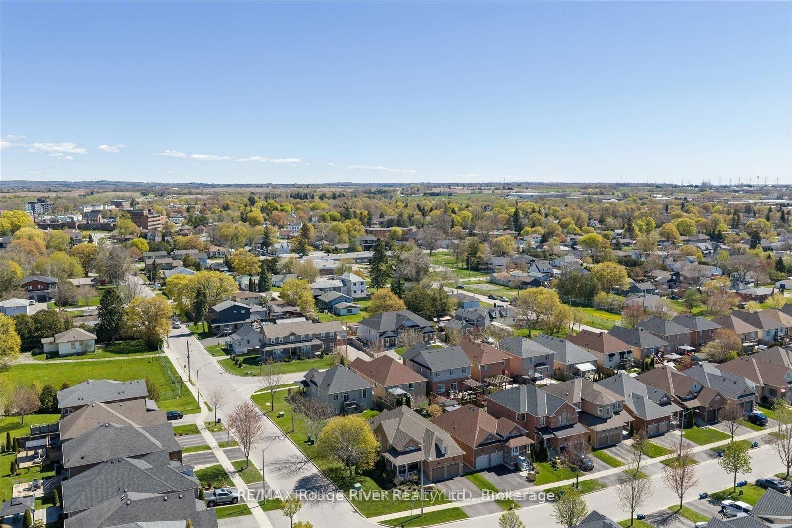 59 Alfred Shrubb Lane • Clarington, ON photo 27
