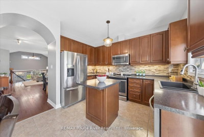 59 Alfred Shrubb Lane • Clarington, ON photo 8