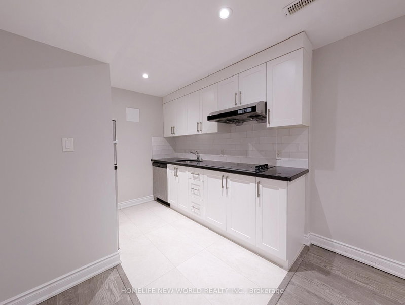 home for lease on Lower-10 Dixon Avenue
