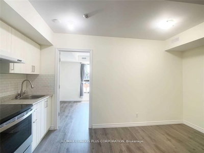 721 Danforth Avenue — photo 4