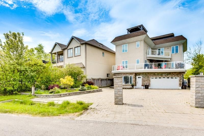 55 Ontoro Blvd, Ajax, Ontario