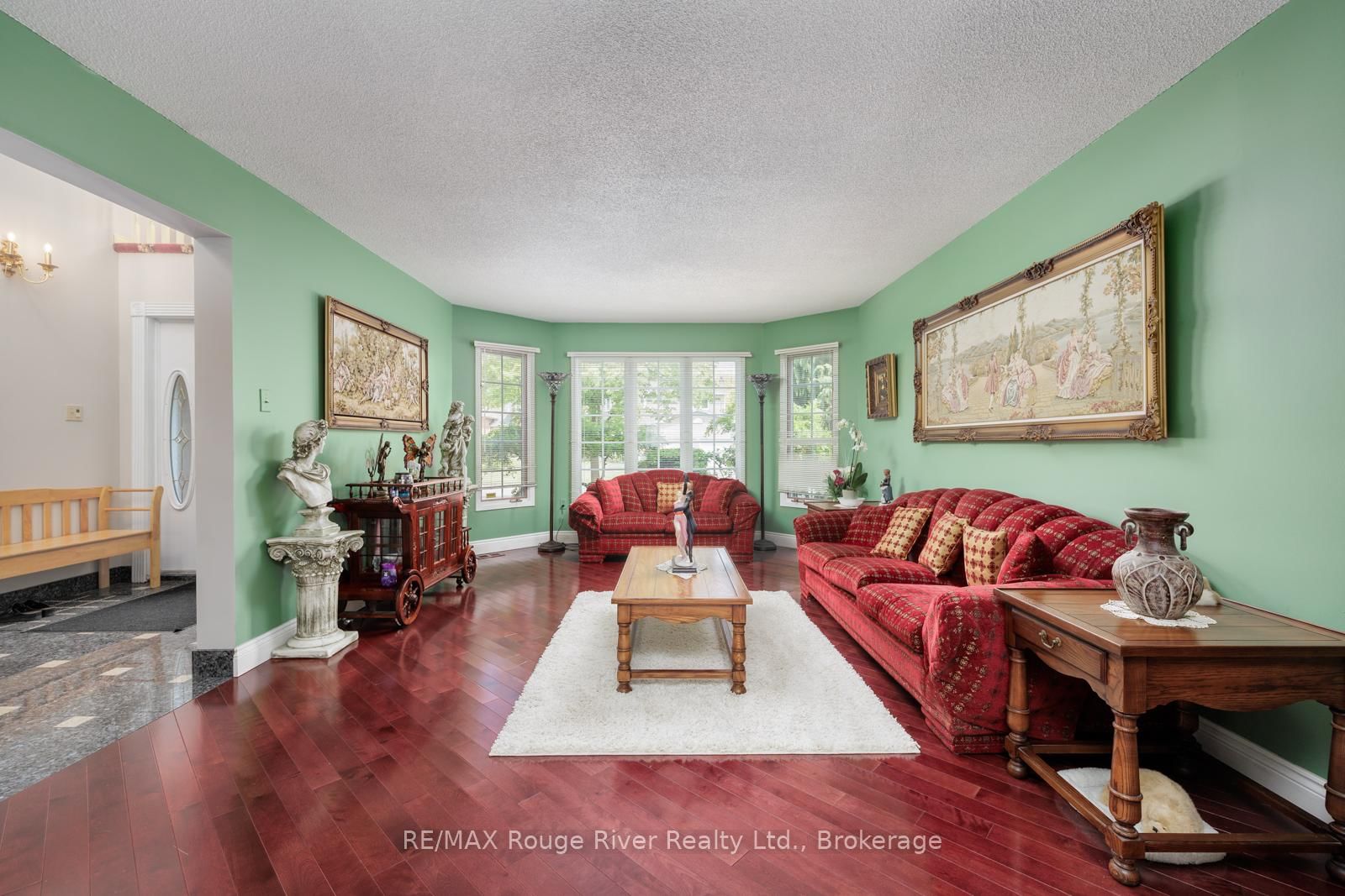 Listing Image 7