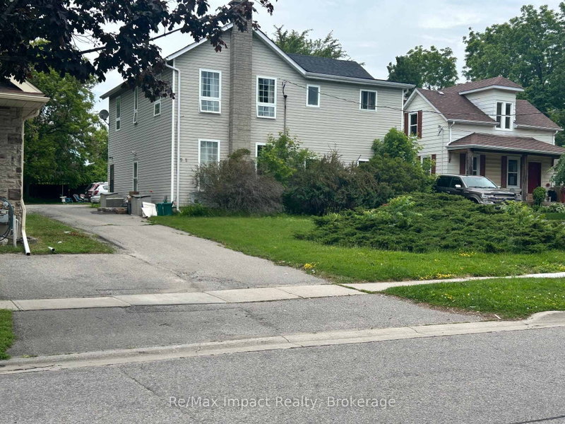 292/278 William St E, Oshawa, Ontario