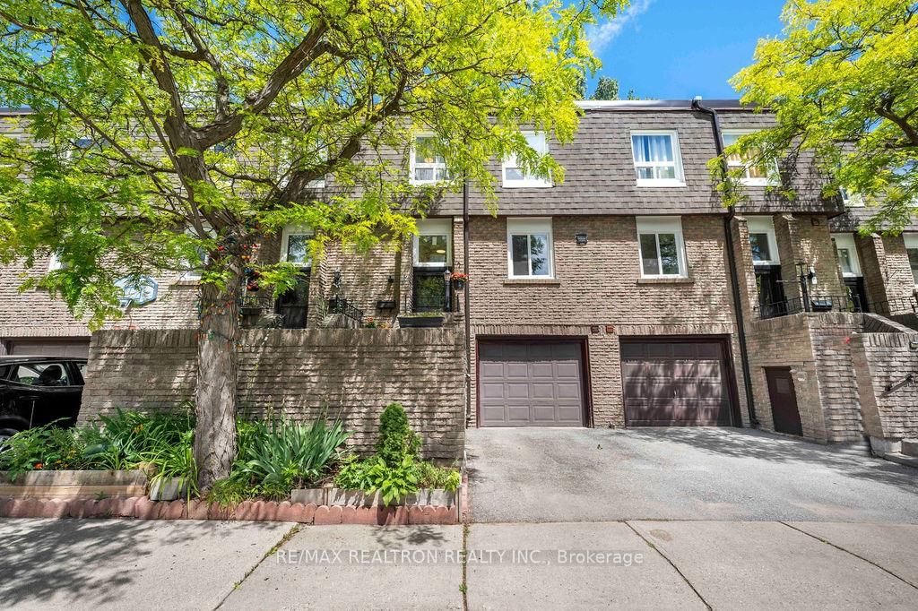 Property at 1 Davisbrook