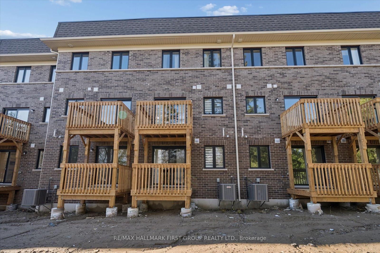 67 Marret Lane • Clarington, ON photo 20