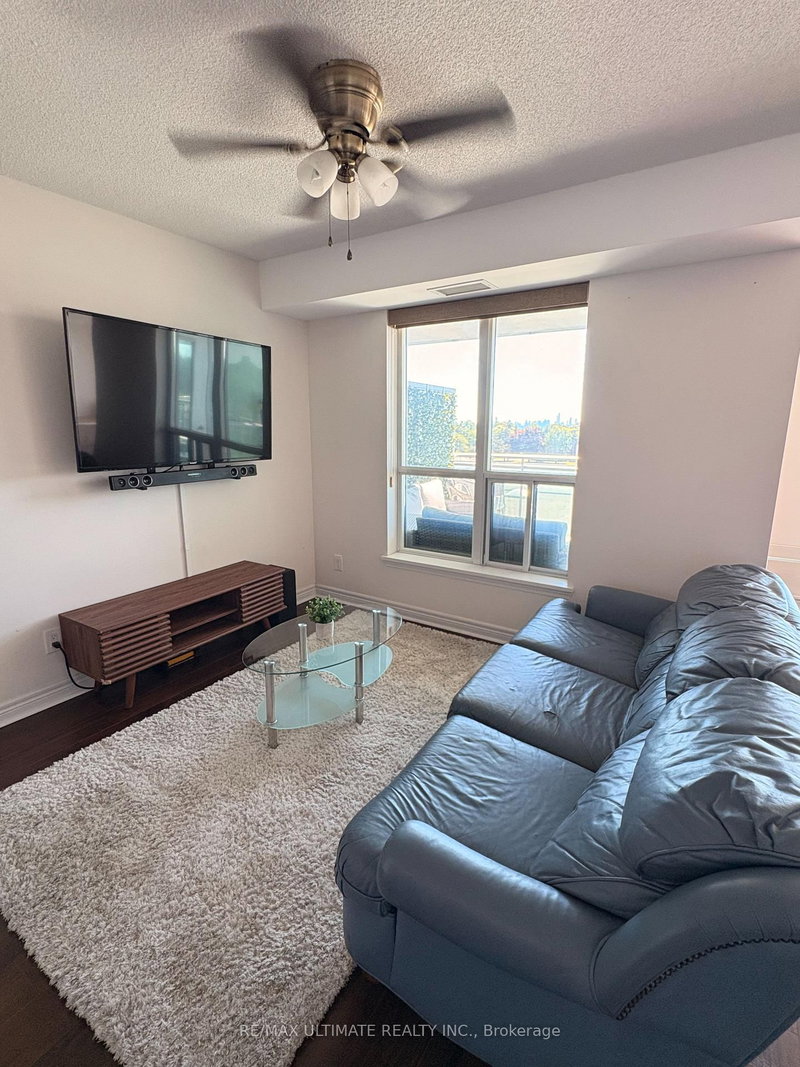 425 - 60 Fairfax Crescent