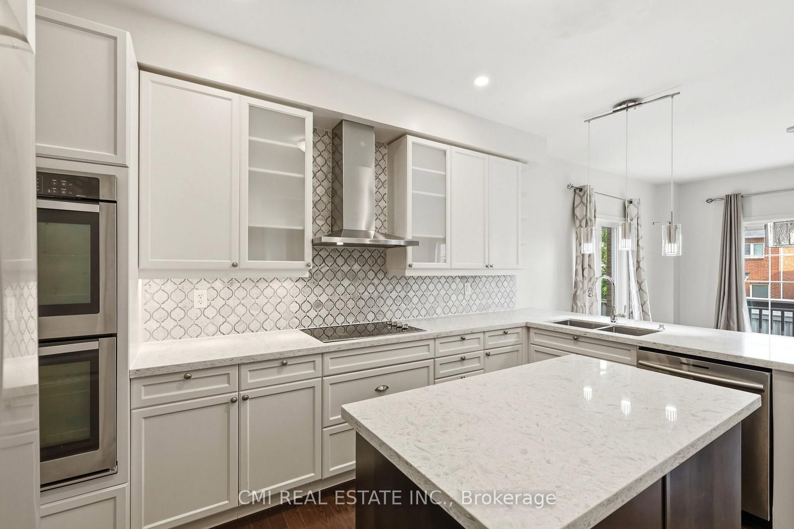1321 Kenmark Avenue • Oshawa, ON photo 10