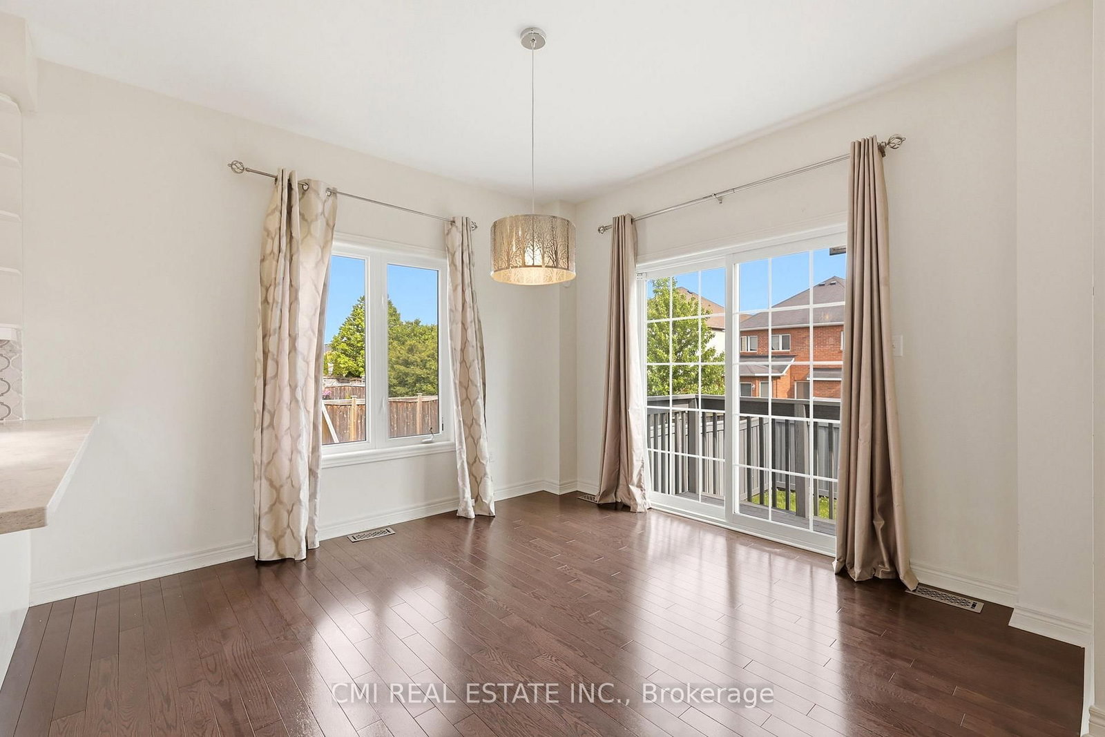 1321 Kenmark Avenue • Oshawa, ON photo 15